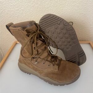 Nike SFB Field 2 8" Leather Coyote Tactical Boots AQ1202-900 Men's Size 6.5